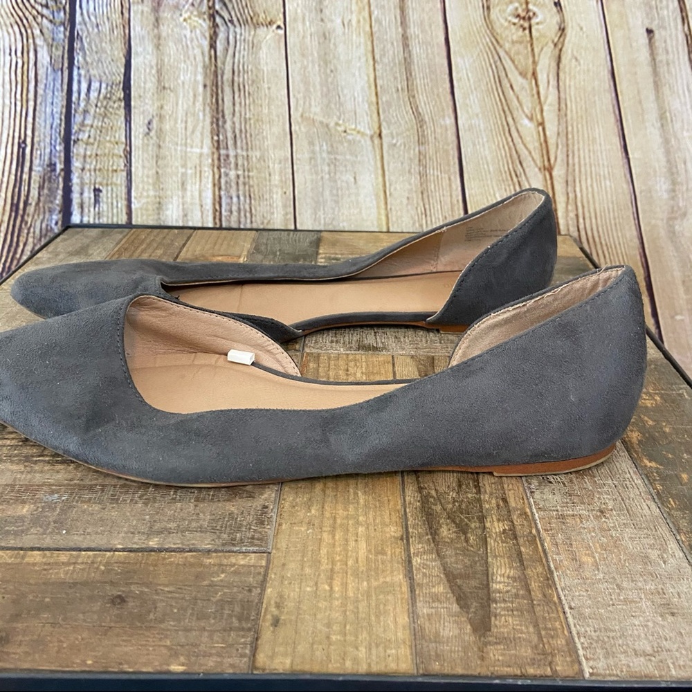 Gray suede open flats size 11Wide - Picture 4 of 9
